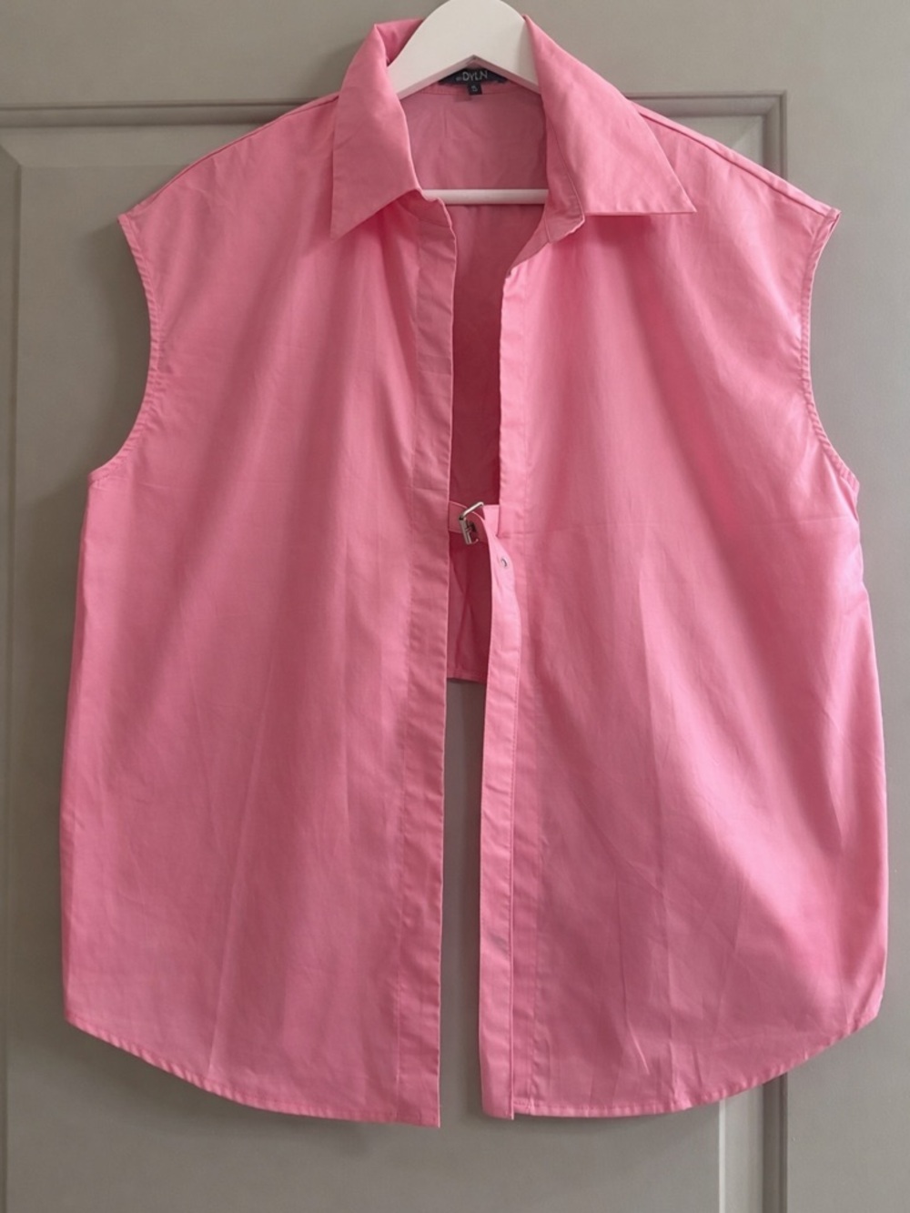 Women's Pink Sleeveless Shirt with Belt Detail